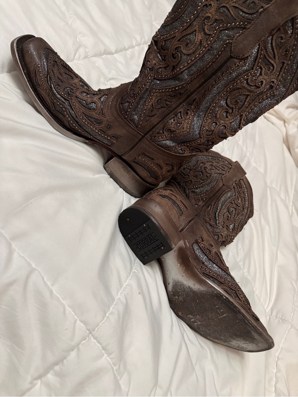 Women’s Corral glitter boots - Picture 3 of 5